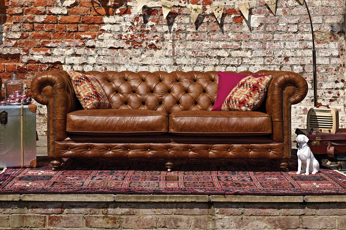 Grand Chesterfield 4 Seater Leather Sofa