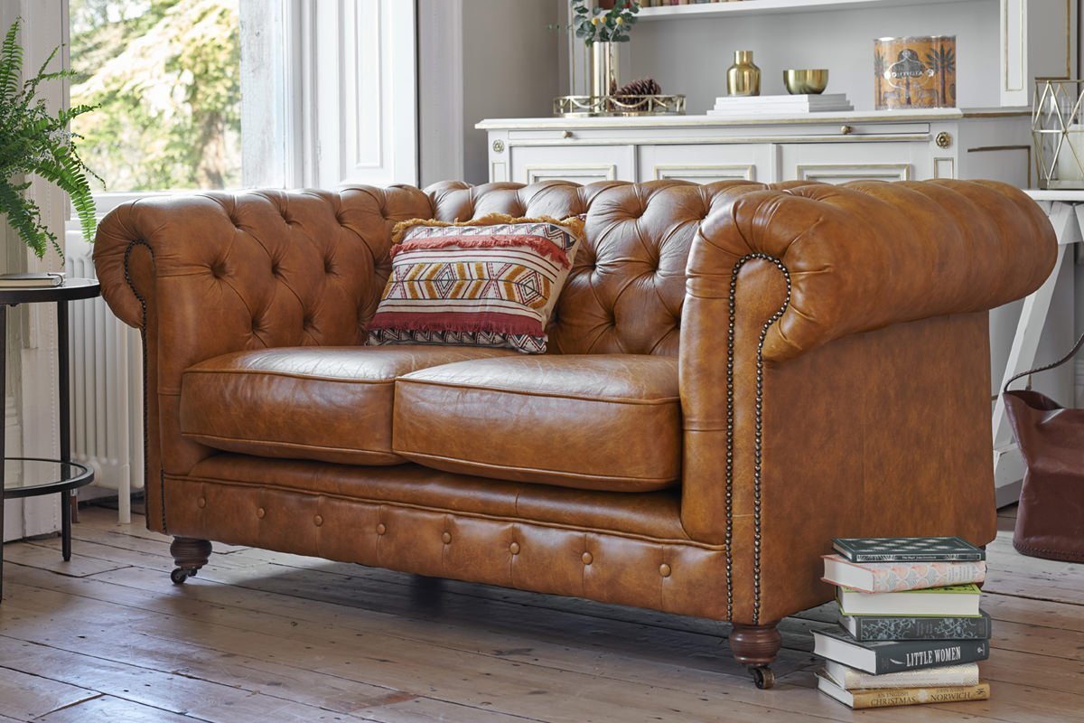 Grand Chesterfield 2 Seater Leather Sofa